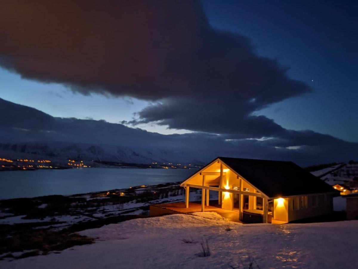 Akureyri - Cabin With An Amazing View Vila Exterior foto